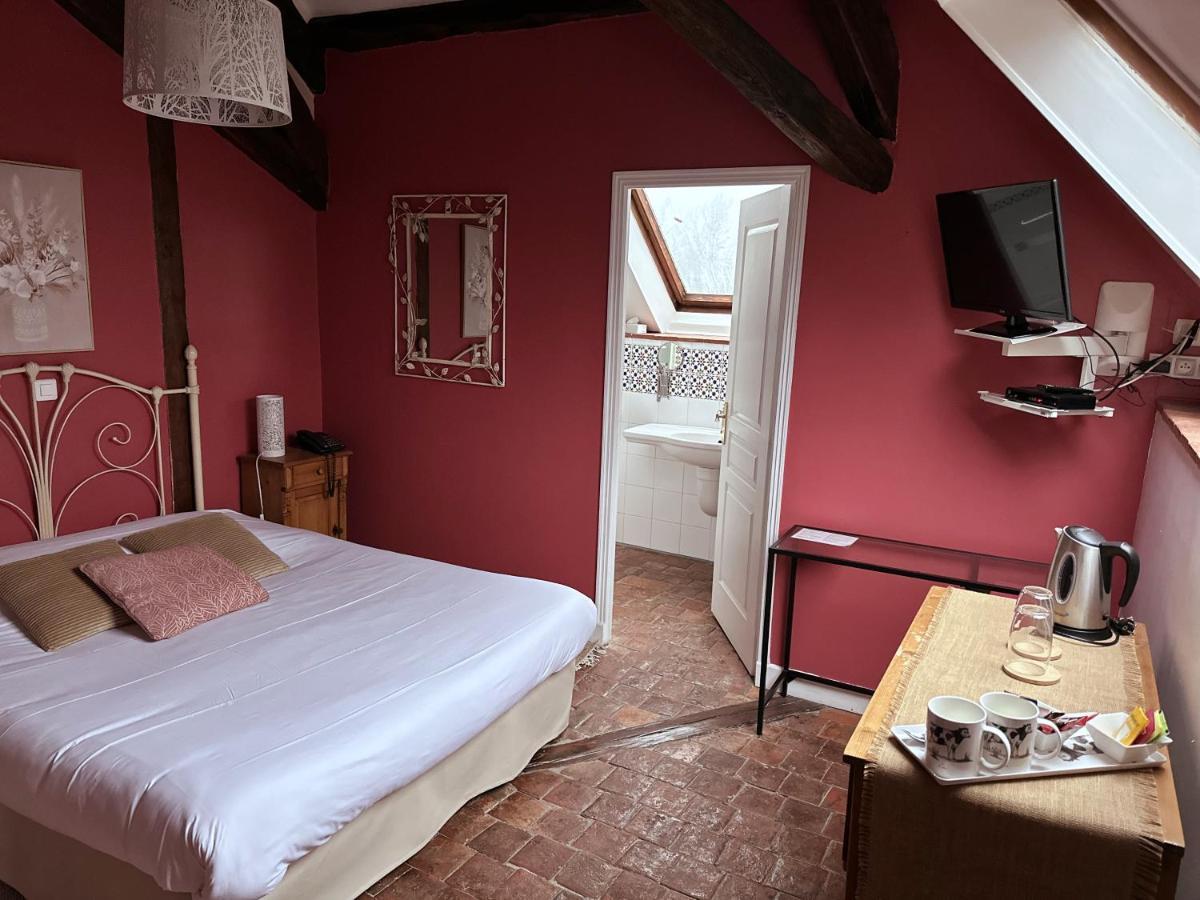 Hotel Les Grands Chenes Saint-Fargeau  Dış mekan fotoğraf